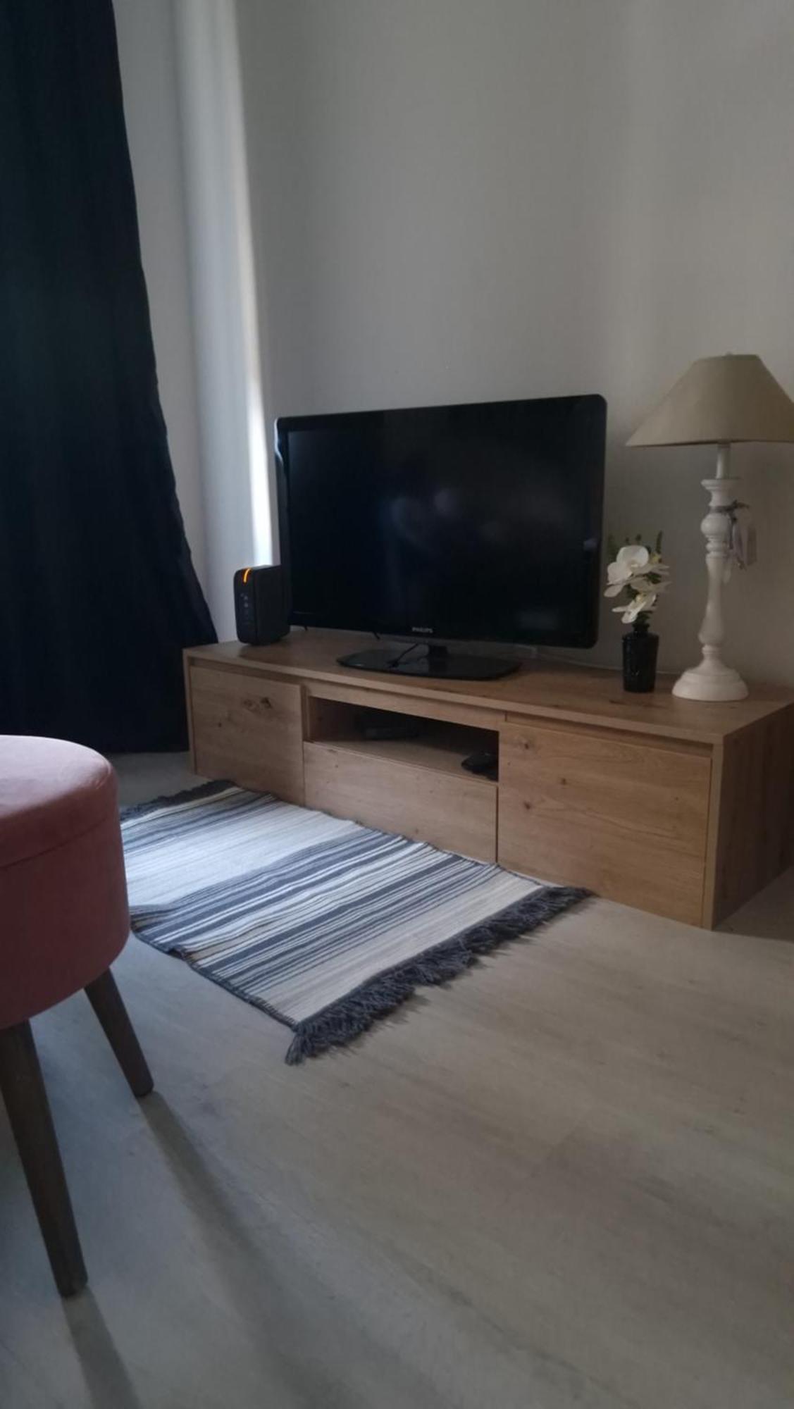 Cosy Appartement Complet Centre-Ville Монбельяр Екстер'єр фото